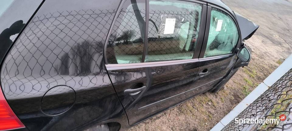 DRZWI PRAWE TYŁ VOLKSWAGEN GOLF V L041 Lipno