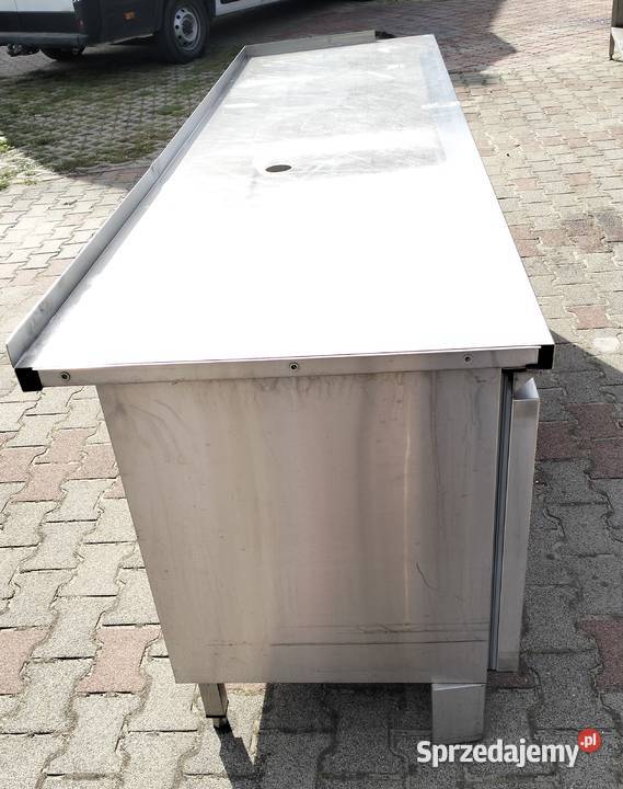 Stół gastronomiczny zabudowany 260x75x90 Słupia Kapitulna