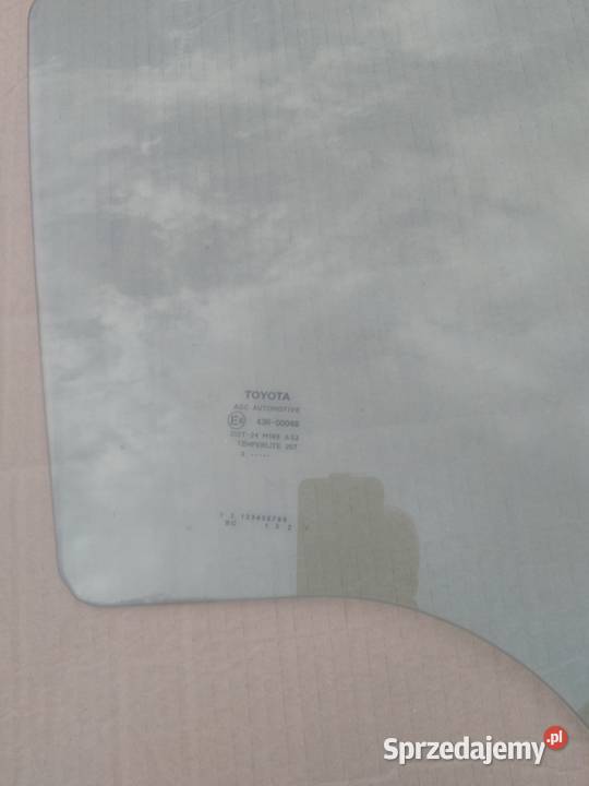 szyba drzwi TOYOTA YARIS III Chełm