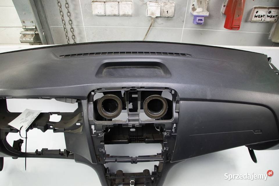 DESKA KOKPIT DACIA LOGAN Lipno