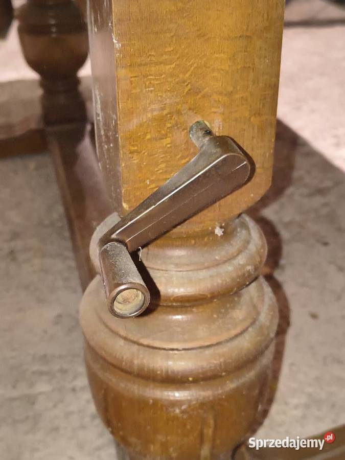 stół z marmurowym blatem Art Deco łódzkie Chorzew