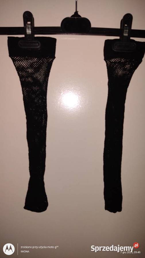 Seksi nowe czarne kabaretki zakolanówki Sinsay wielkopolskie Ostrów Wielkopolski