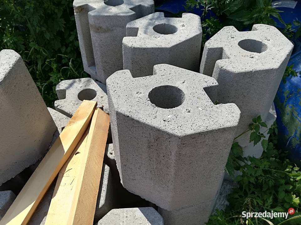 Podmurówka betonowa 25m obrzeże wzór łupek