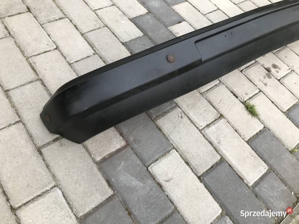 Zderzak przedni P4 Fiat 126p z mocowaniami Części samochodowe Włoszczowa sprzedam