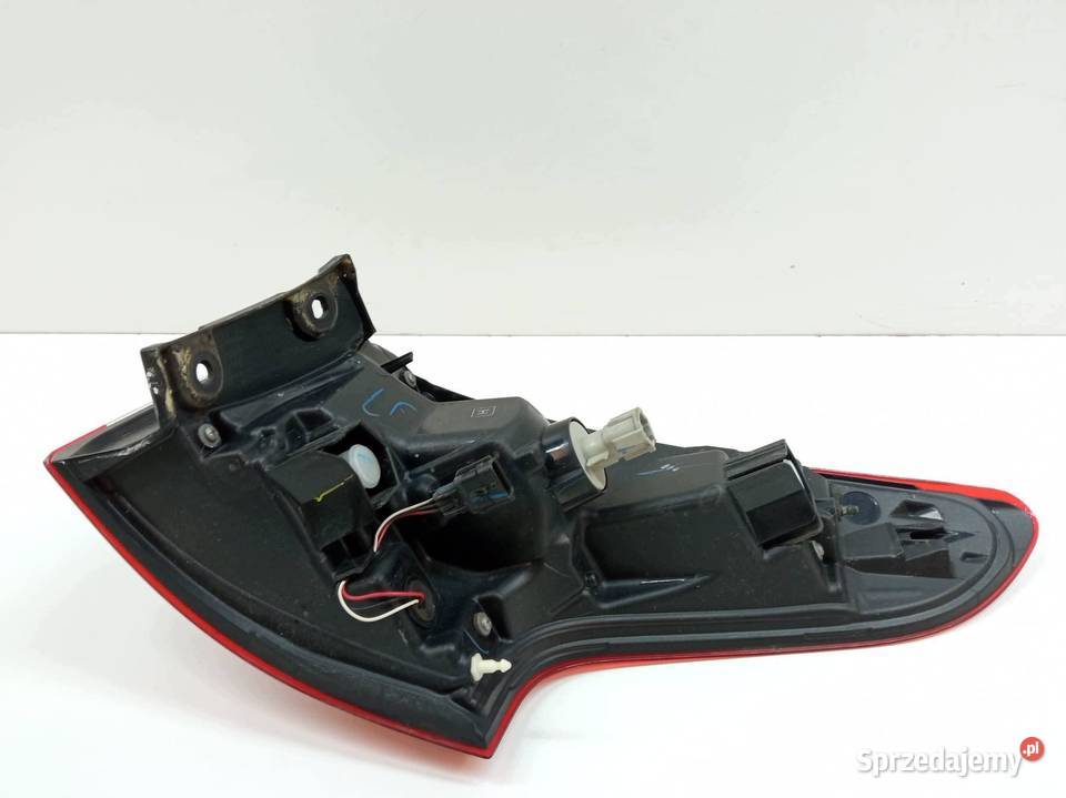 LAMPA TYŁ LEWA EU J11 Nissan Qashqai II 2013 Lampy tylne