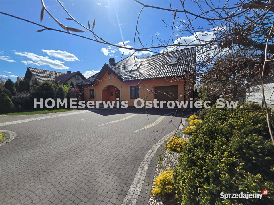 Dom wolnostojący sprzedam 198m2 Ostrowiec mieszkalny
