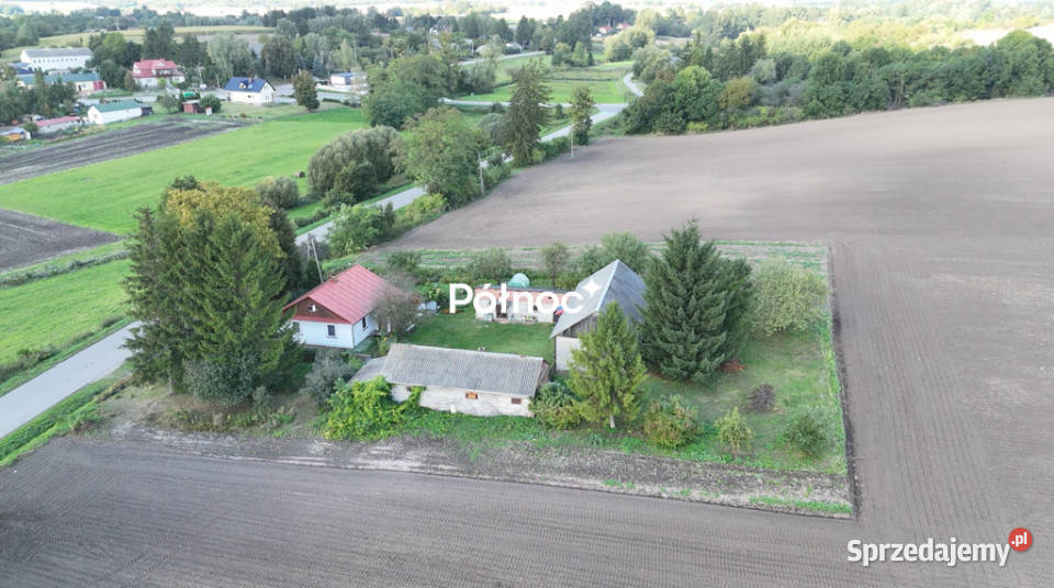 Zadbane siedlisko z domem do wprowadzenia drewno Mołodiatycze