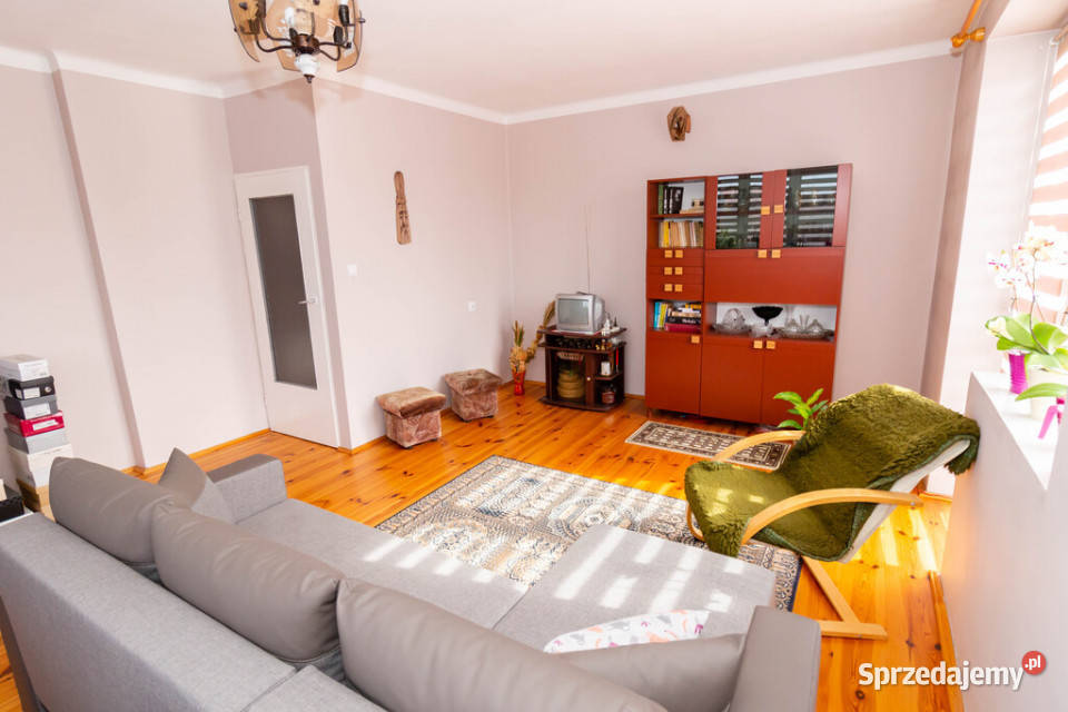 Dom 135m2 garaż działka 413m2 Kasztanowa