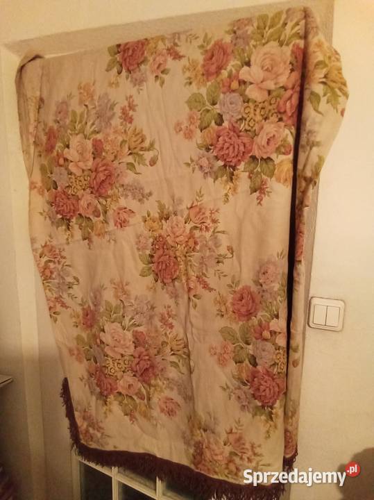 Narzuta na kanapę z kwiatami 270 na 220