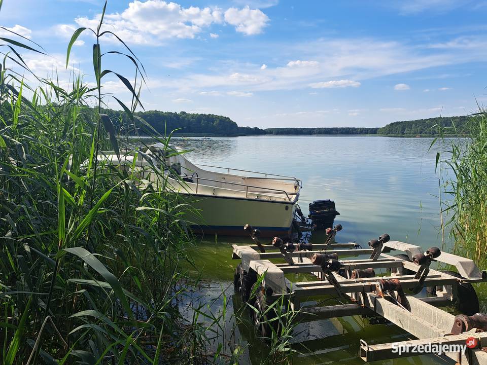 Łódź motorowa kabinowa sprzedam