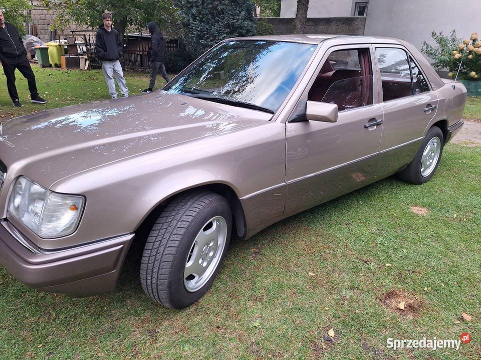 Mercedes w124 stan nowy 4/5 Wieluń