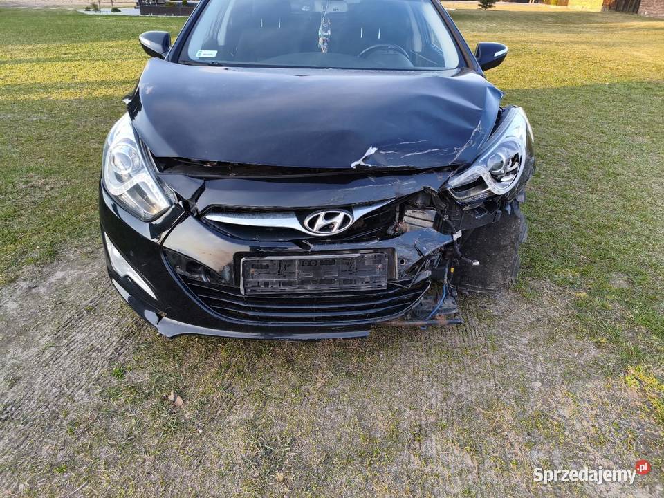 Hyundai i40 welurowa tapicerka i40 Chruścin