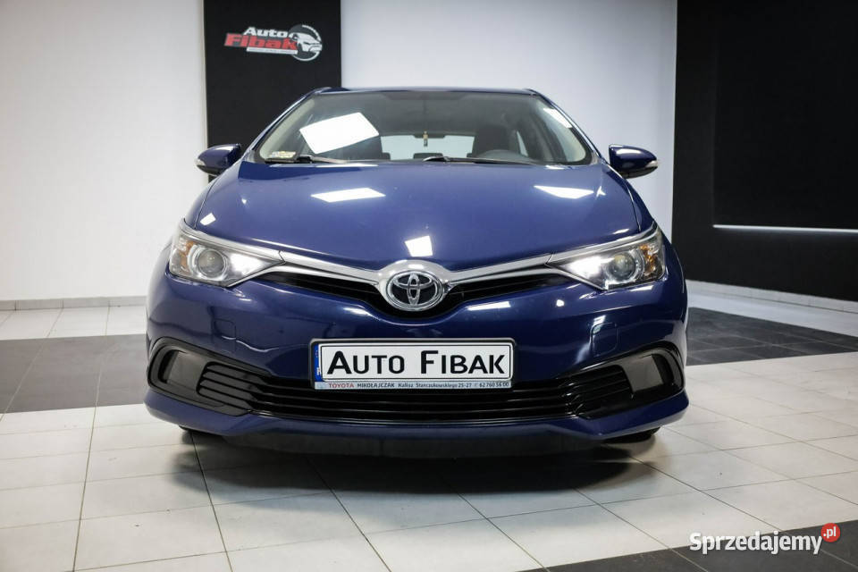 Toyota Auris 13 BenzynaSalon PolskaVat23 II 2012 Zarejestrowany w Polsce Konstantynów Łódzki