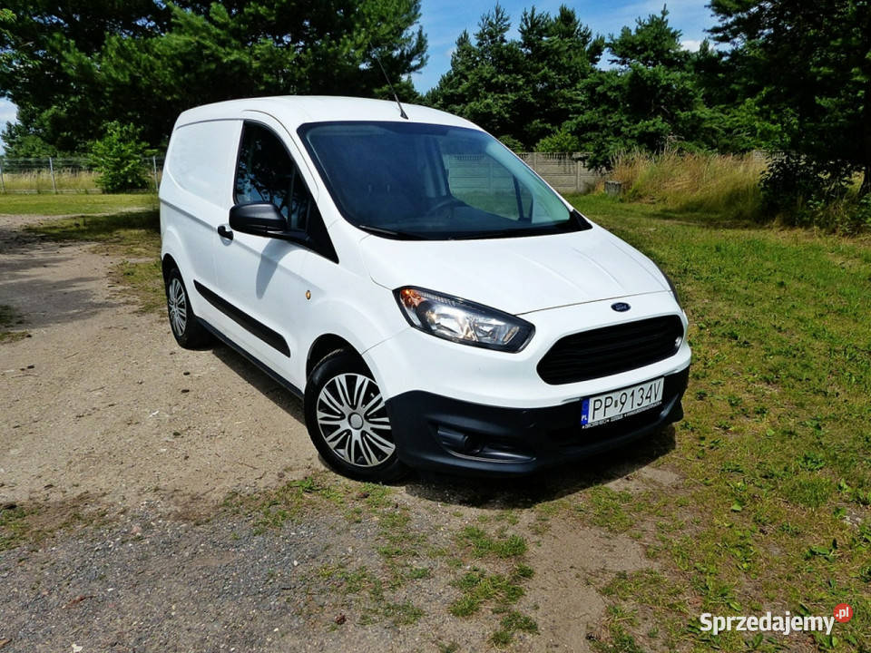 Ford Transit Courier 10 EBElektrykaSkrzydełka Piła sprzedam