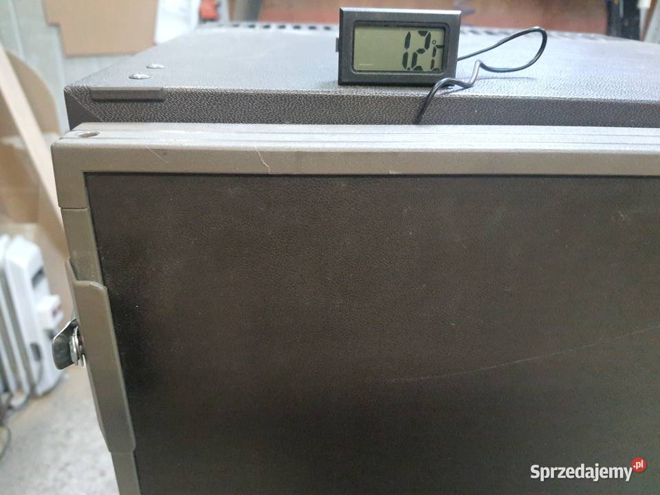 Lodówka turystyczna 230V