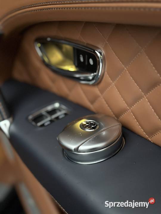 Bentley Bentayga 600 V12 wynajem długoterminowy 6000cm3 małopolskie Trzebinia
