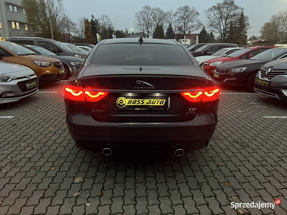 Jaguar XF 2016 automatyczna Warszawa