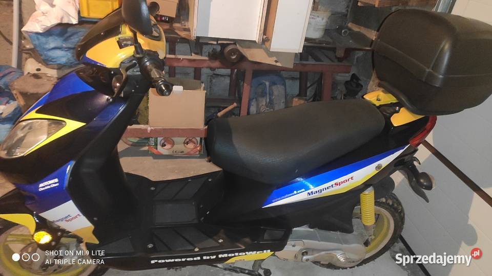 Skuter Motowell Magnet City