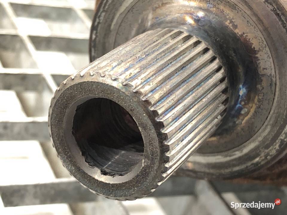 PÓŁOŚ LEWY PRZÓD SKODA SUPERB III 20 280 PRZEGUB osobowe podkarpackie