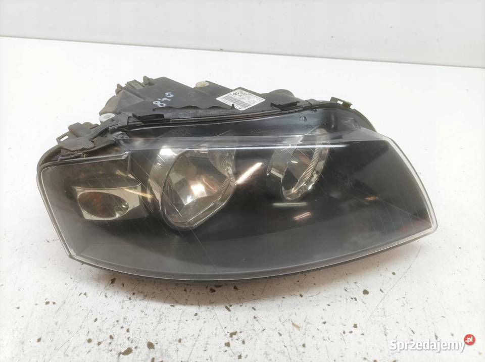 LAMPA PRZÓD PRAWA EU USZKODZONA 8P0941004K Audi świętokrzyskie