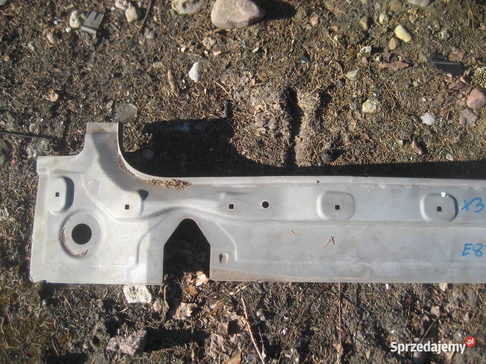 BMW X3 E83 PAS TYLNI ORYGINALNY osobowe Rakoniewice sprzedam