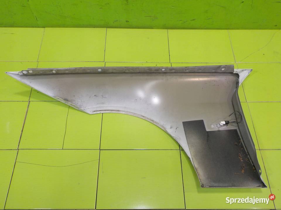 BMW 3 E90 10r blotnik prawy przod Suków