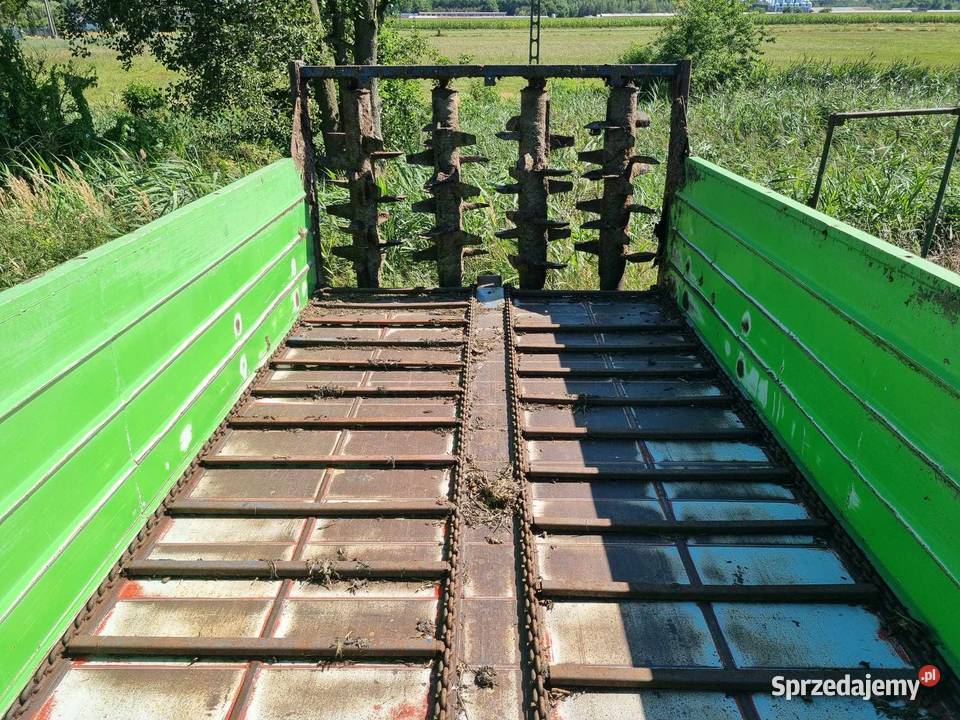 Rozrzutnik T088 Przyczepy rolnicze Połomia sprzedam