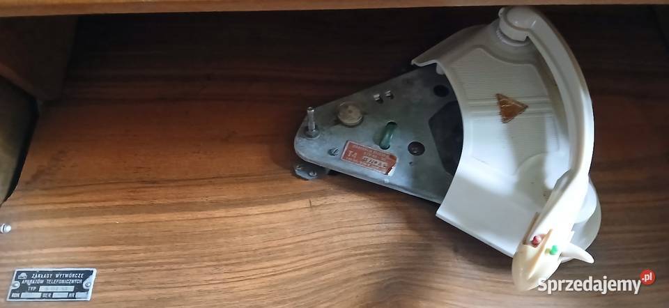 Stary gramofon w obudowie drewnianej Kraków