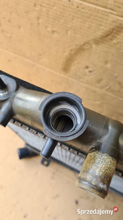 Subaru Forester 3 SH chłodnica wody układu Części samochodowe Legnica