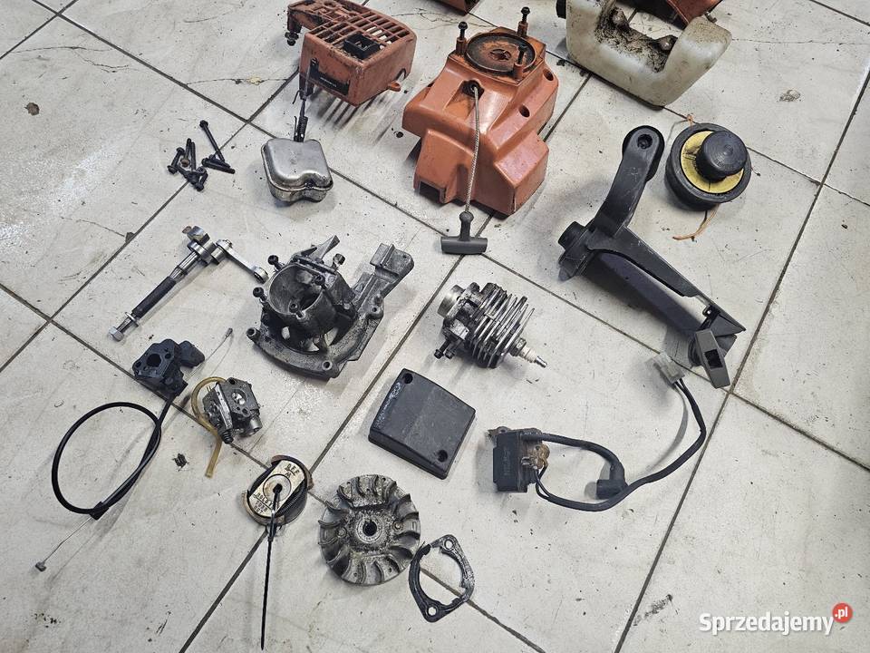 Kosa Husqvarna 24c gaźnik karter Magneto wał Jelenia Góra