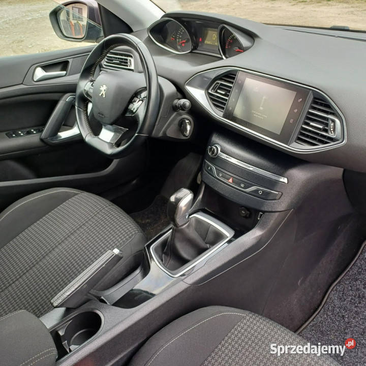 Peugeot 308 12 110 Klimatronic Kamera Cofania benzyna 308 Suchorzew