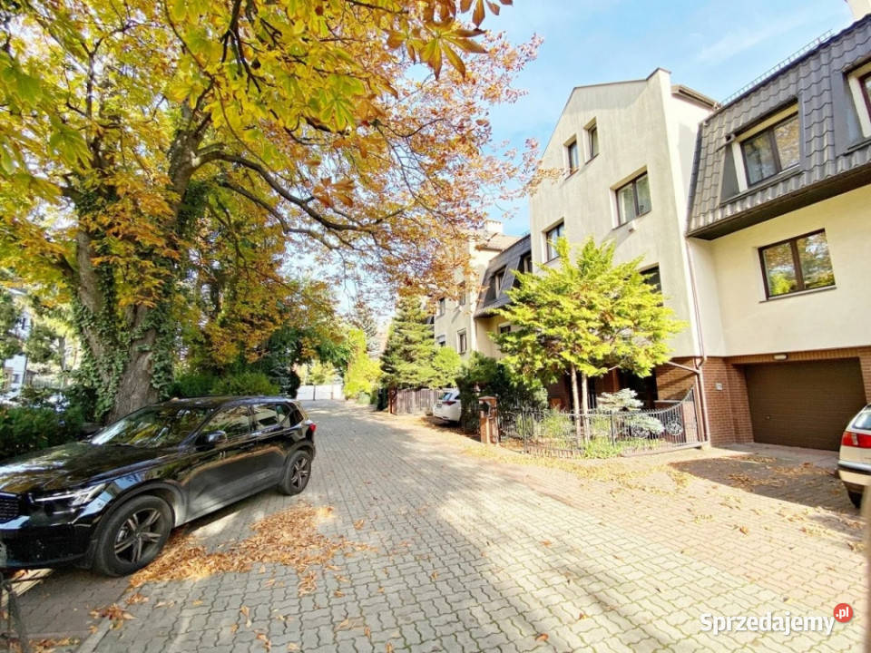 Stare Włochy segment w zielonej okolicy garaż Warszawa sprzedam