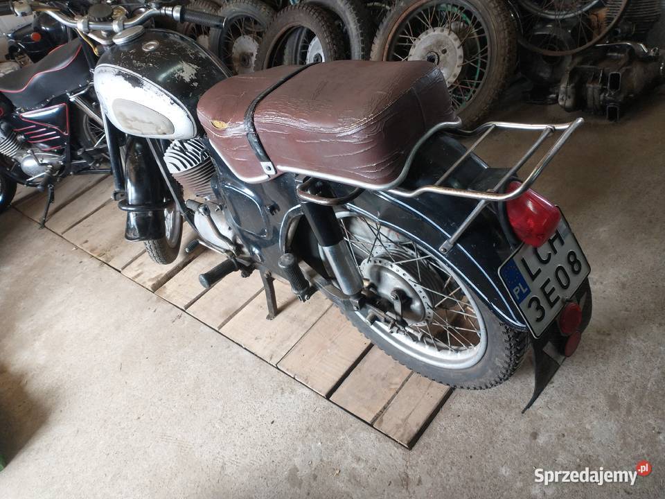 SHL M11 z 1963 roku z dokumentami lubelskie