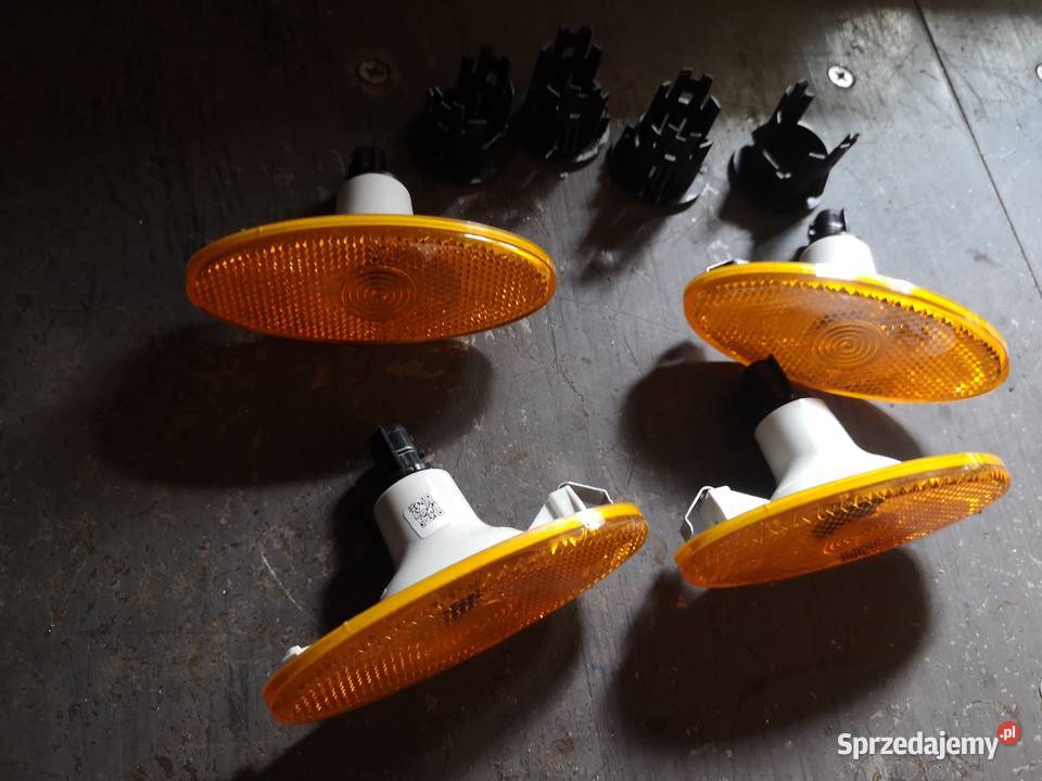 Lampa obrysowa renault master sprzedam