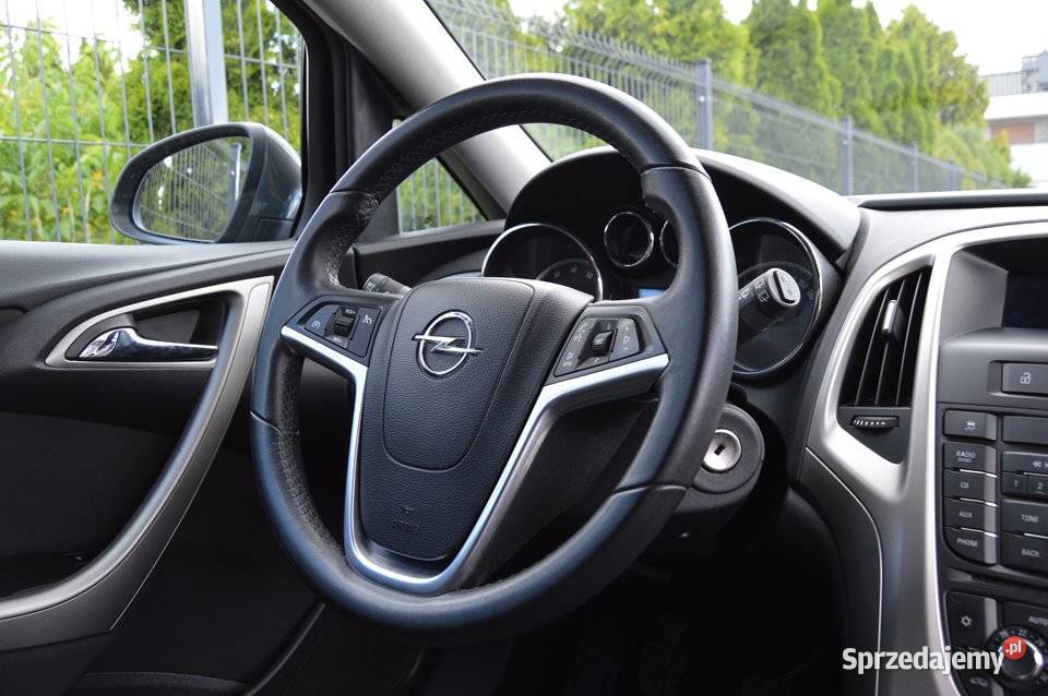 Opel Astra J 14 Turbo BixenonLED pedantycznie nieuszkodzony Wrocław sprzedam