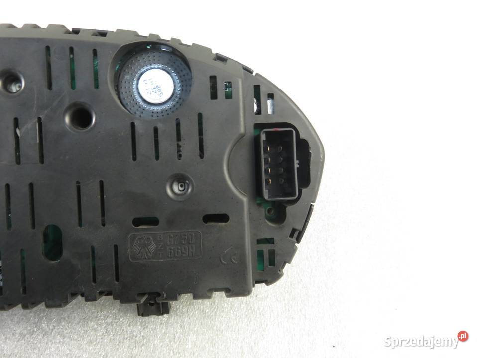 LICZNIK SKODA FABIA 19 TDI 6Y1919880D sprzedam