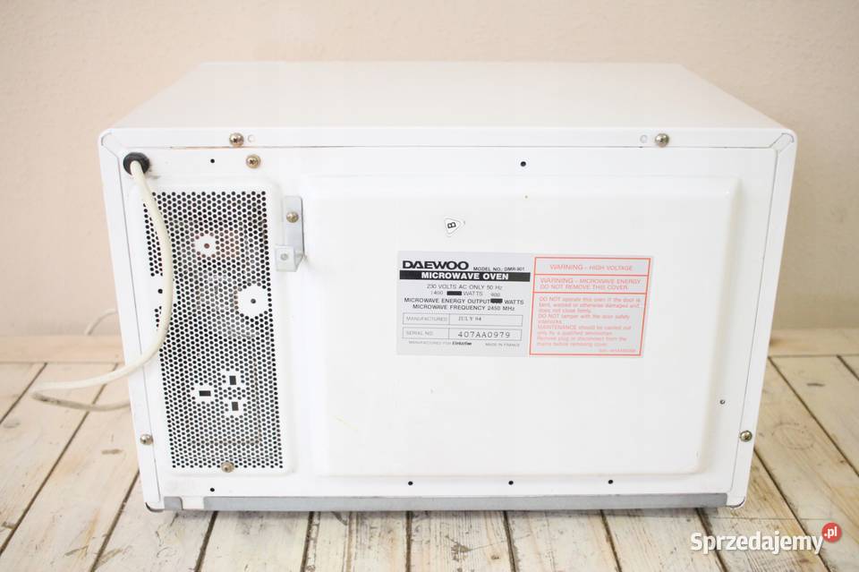 Kuchenka mikrofalowa Deawoo DMR901 Góra