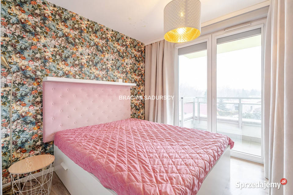 Sprzedaż mieszkania 5317m2 3 pokoje Kraków małopolskie