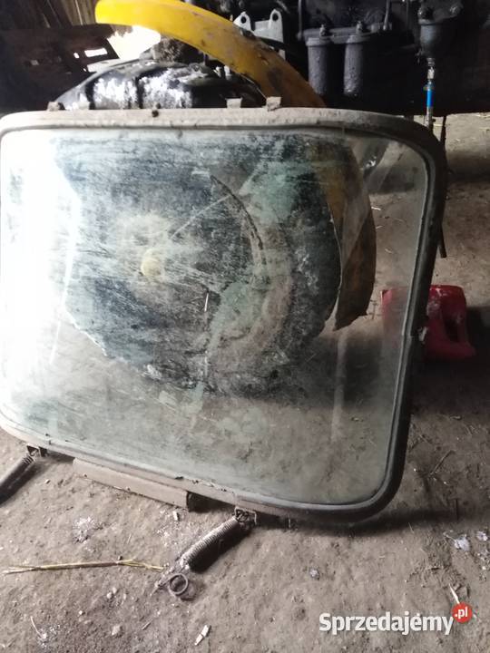 Przednia szyba c330 c328 Wychny