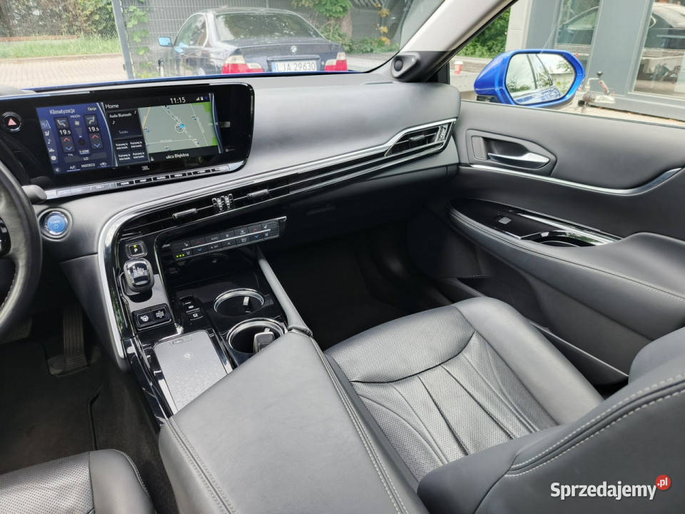Toyota Mirai światła do jazdy dziennej Warszawa