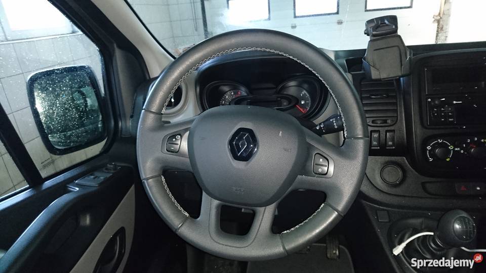 Wynajem busów 9 osobowych