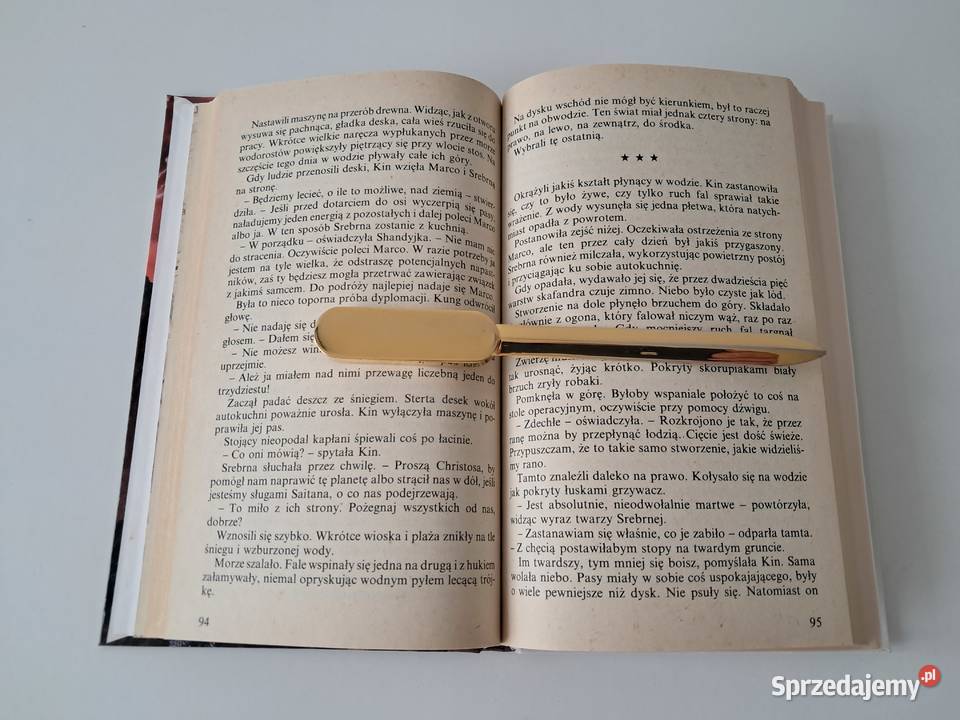 Książka Warstwy wszechświata T Pratchett do fantasy sprzedam