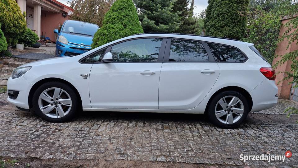 OPEL ASTRA 17cdti 110 lift odpinany hak tempomat Bydgoszcz