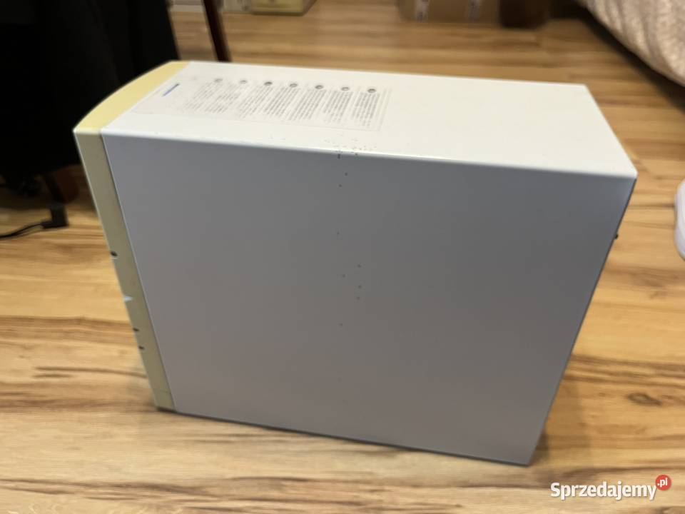 Zabytkowy komputer PC AT Pentium MMX 166MHz Pozostałe Komputery stacjonarne