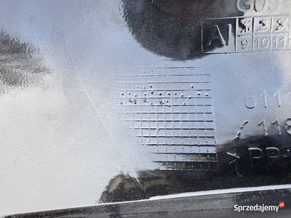 Kratka zderzaka przód prawa rh BMW xm g09 Rok produkcji 2023 wielkopolskie Sieraków