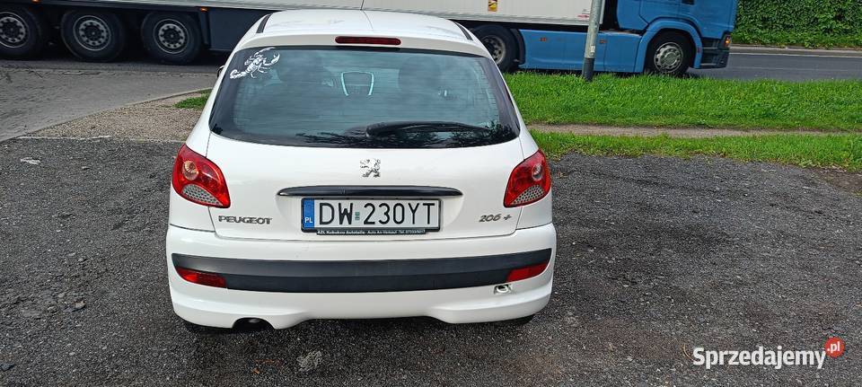 Zadbane Peugeot 206 2011 14 Benzyna Niski komputer pokładowy Samochody osobowe dolnośląskie