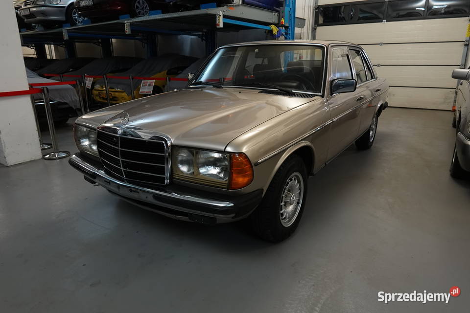 Mercedes W123 240D Śliczny i Zdrowy Egzemplarz lakier metallic Zgierz