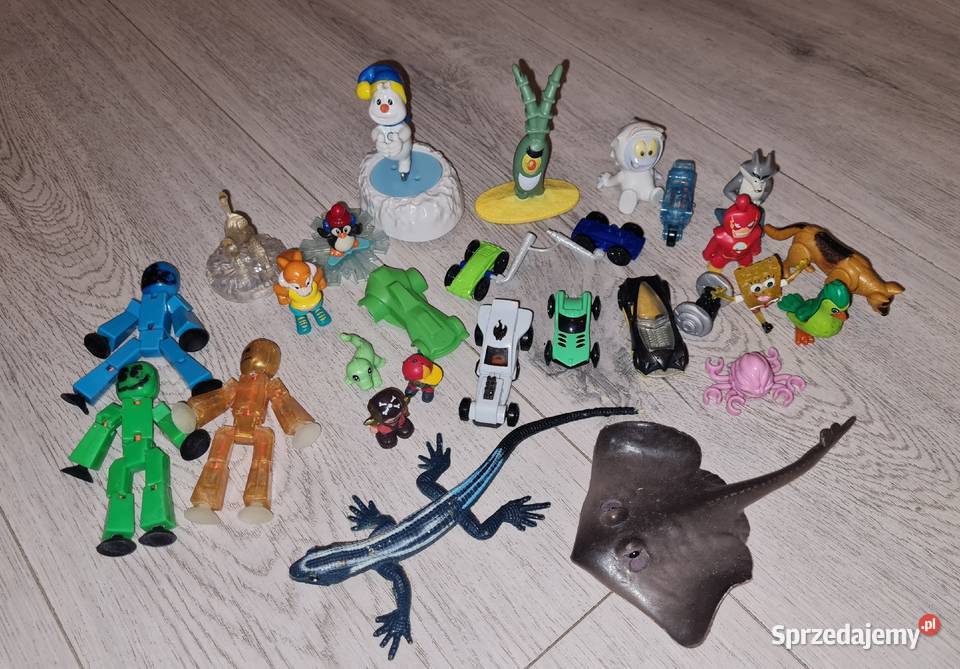 Figurki zestaw kolekcja Mix Plastik  Łódź sprzedam