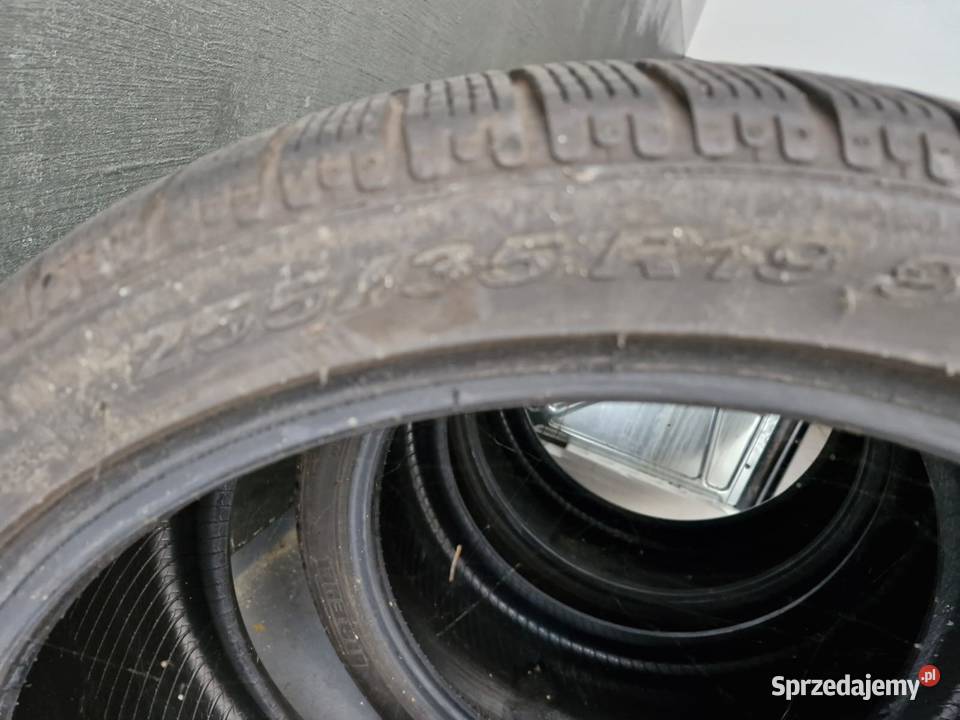 Opony SottoZero Pirelli 25535 R19 3 zima Samochodowe Tarnowskie Góry sprzedam