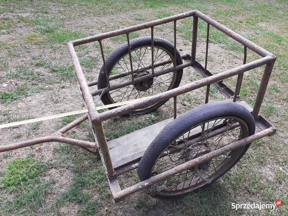 Retro wózektowarowyna działkęogrodukoła Tuszkowo